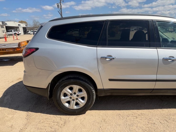 2016-chevrolet-traverse-image-20