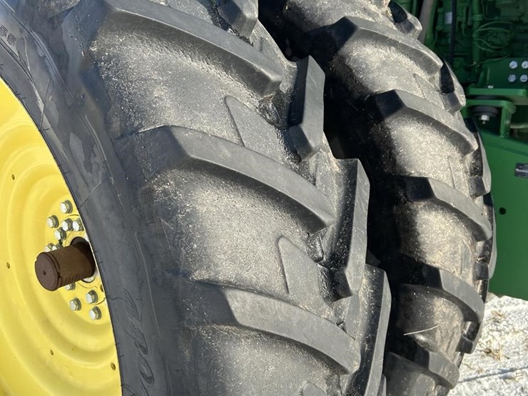 2013-john-deere-9360r-image-19