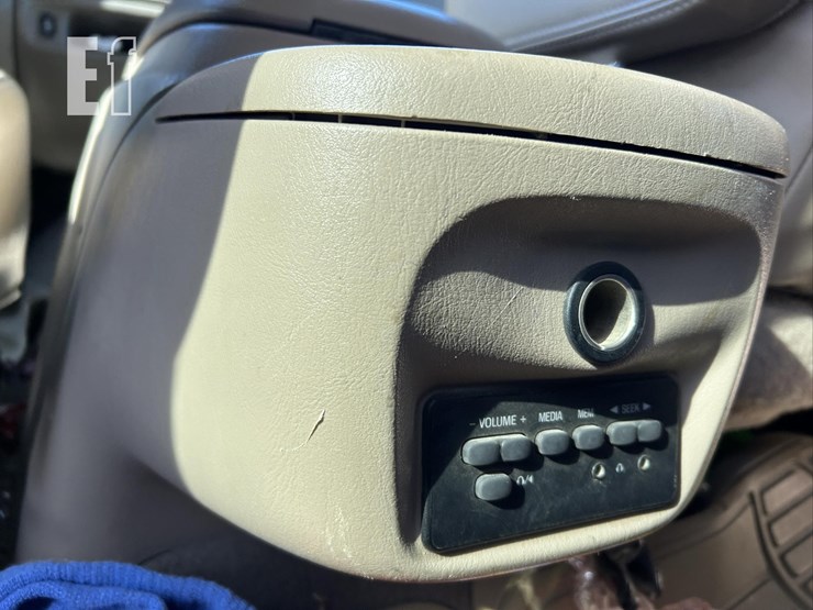 2003-ford-excursion-image-20