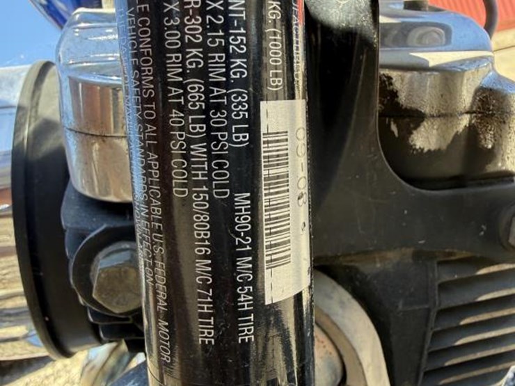 #152-•-2009-harley-davidson-twin-v-motorcycle-image-15