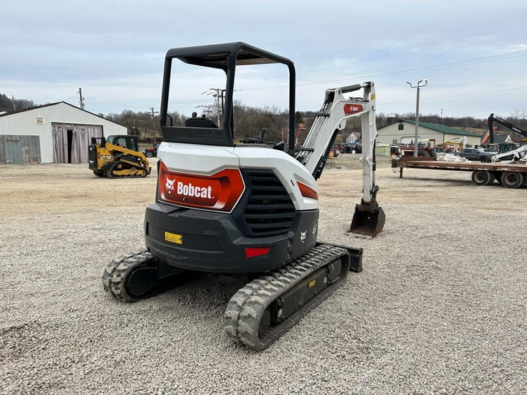 2023-bobcat-e35-image-4