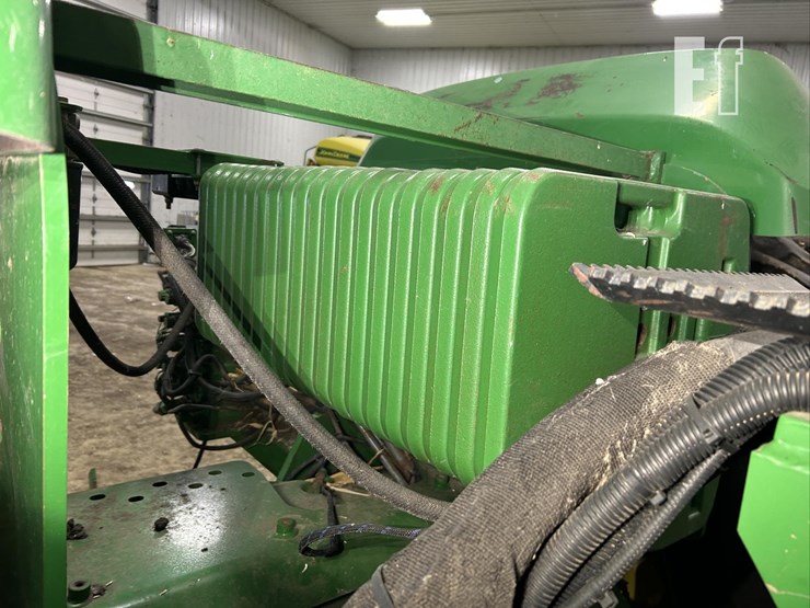 2005-john-deere-9620-image-16