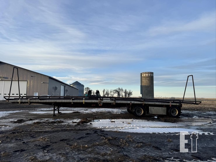 fontaine-hay-trailer-image-23