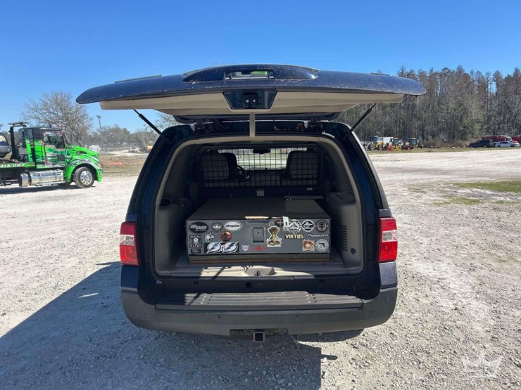 2012-ford-expedition-image-18