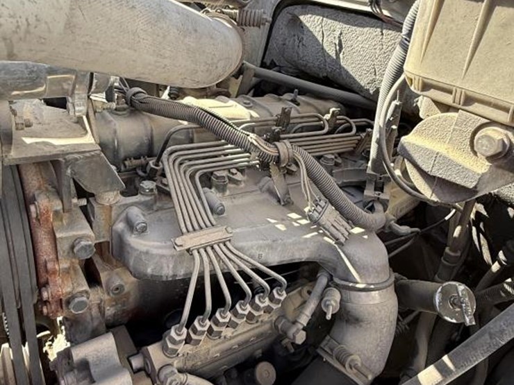 1992-international-4700-image-13