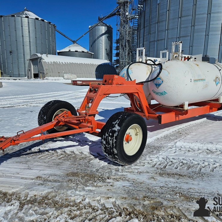 Dual 1000-Gal Anhydrous Tank Trailer