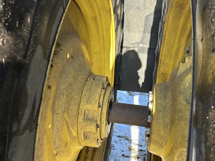 2013-john-deere-9360r-image-24