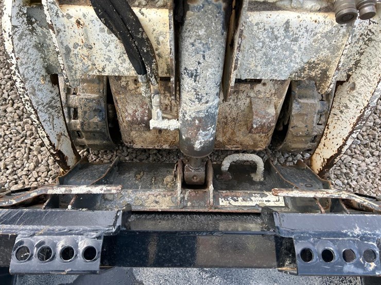 2015-bobcat-mt55-image-10