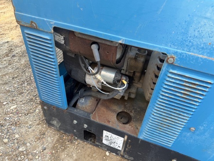 miller-bobcat-225-image-13