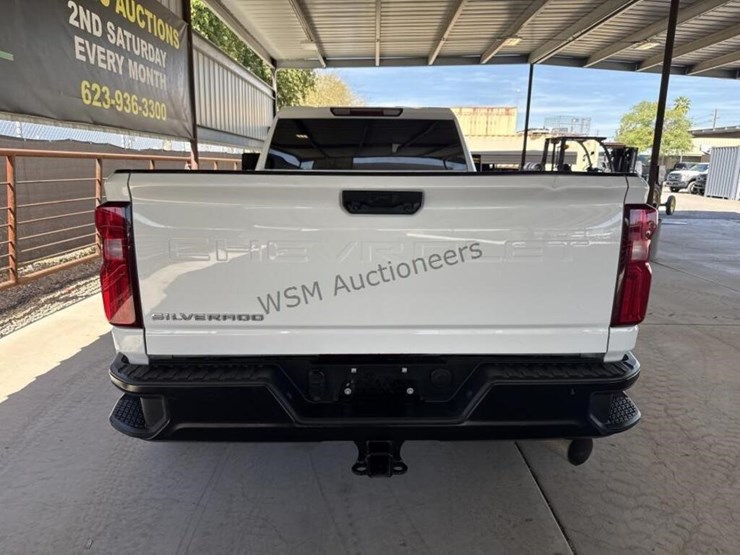 2022-chevrolet-silverado-3500hd-image-7