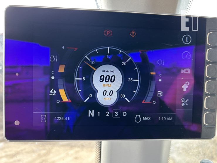 2019-case-721g-image-38