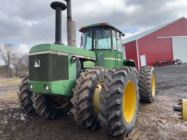john-deere-8440-image-12