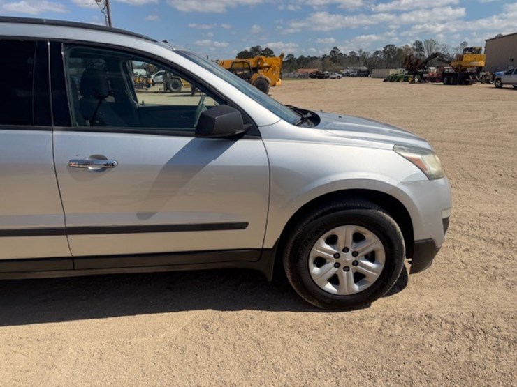 2016-chevrolet-traverse-image-18