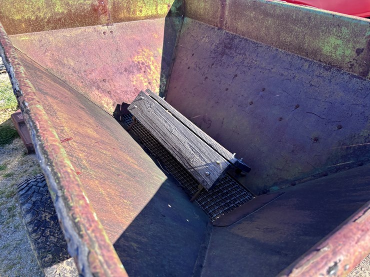 john-deere-301-image-3