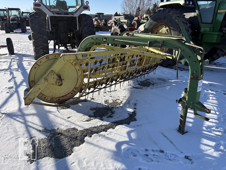 john-deere-660-image-2