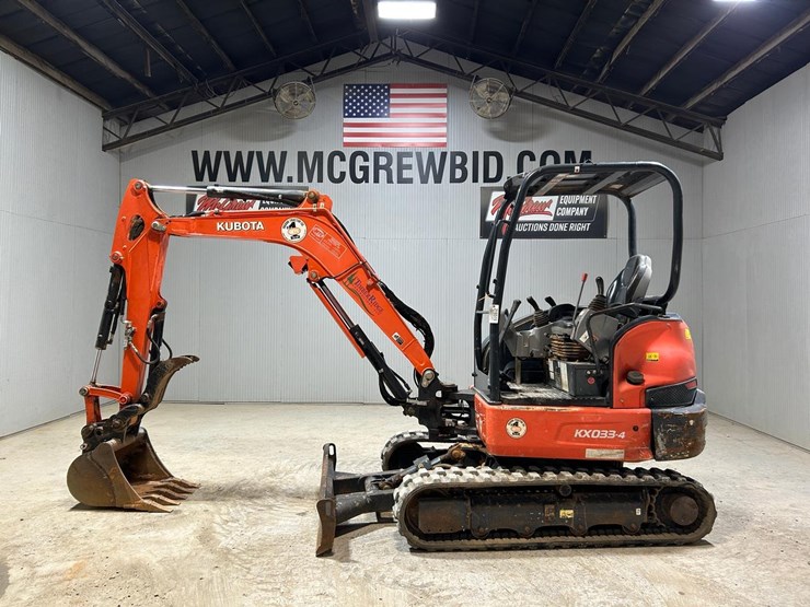 2019-kubota-kx033-4-image-1