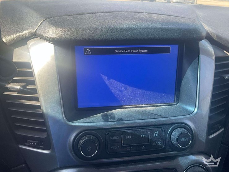 2019-chevrolet-tahoe-image-18