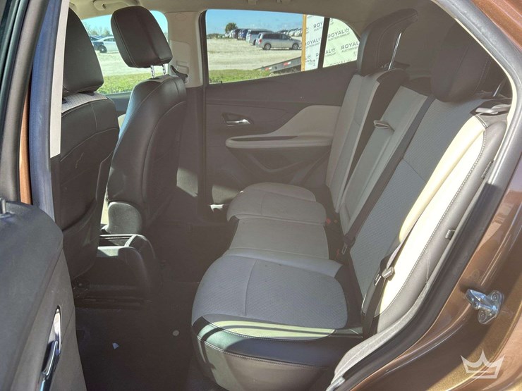 2017-buick-encore-image-24