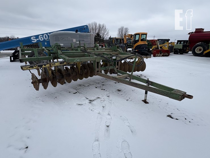 john-deere-1710-image-1