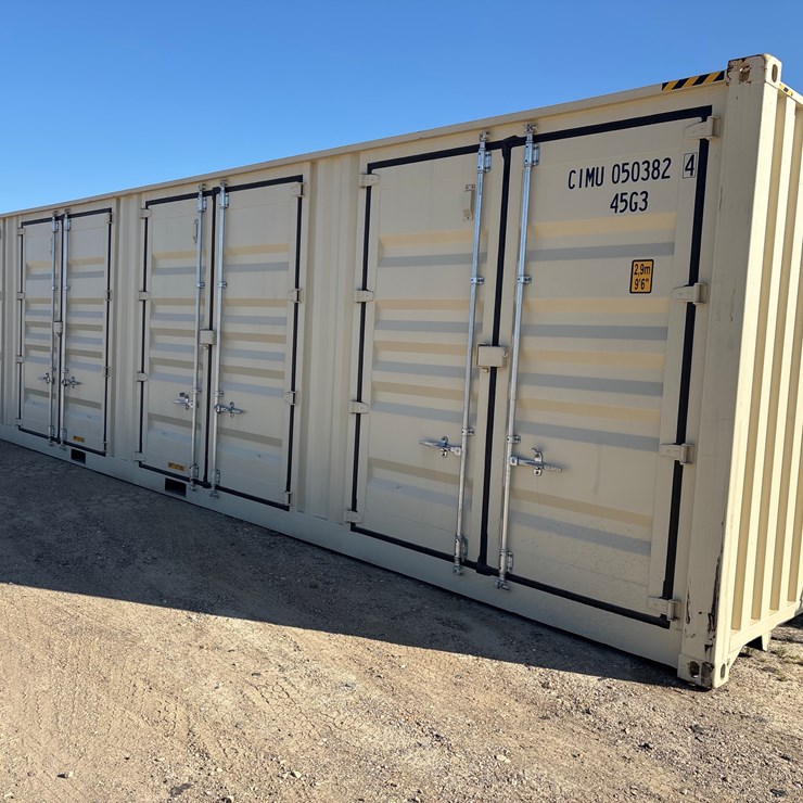 #1200 • 40FT HIGH CUBE CONTAINER