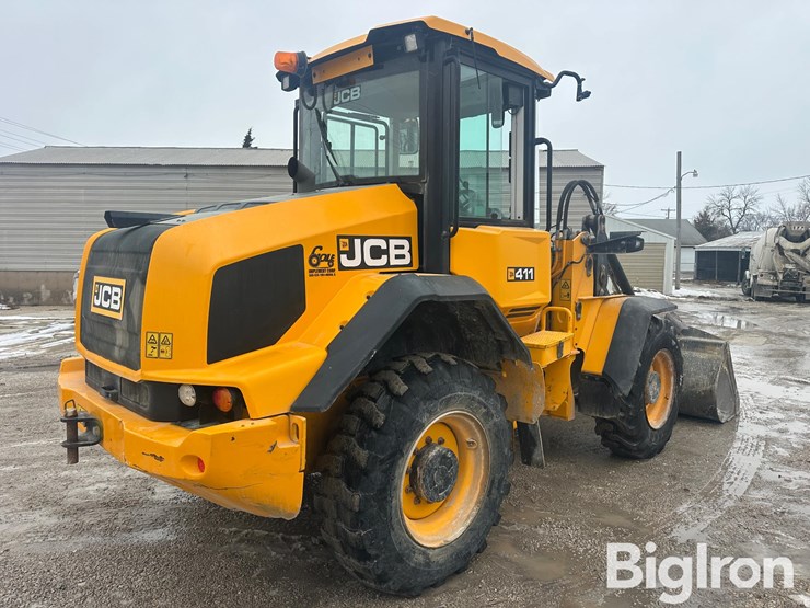 2020-jcb-411-image-5