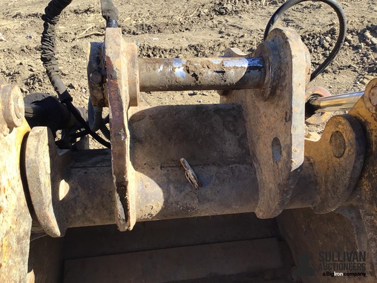 caterpillar-320e-image-15