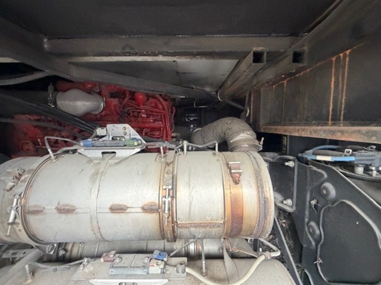 #1339-•-2011-fleetwood-36j-discovery-rv-/-motorhome-image-71