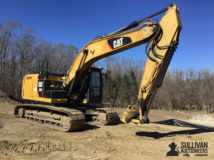 2014-caterpillar-320el-image-3