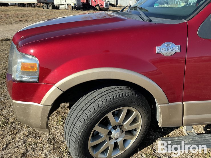 2014-ford-expedition-el-xlt-image-13