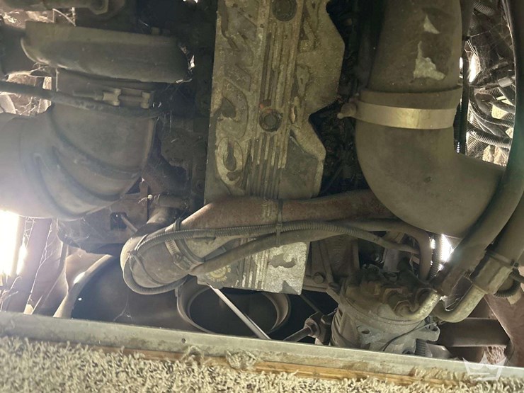 2001-freightliner-allegro-bus-class-a-motorhome-image-8