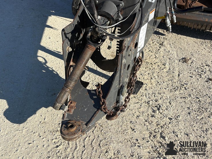 2013-massey-ferguson-2150-image-16