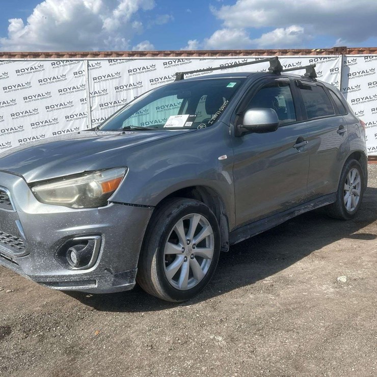 2014 MITSUBISHI OUTLANDER