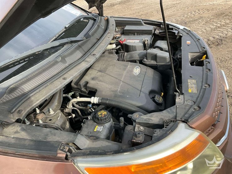 2011-ford-explorer-image-8