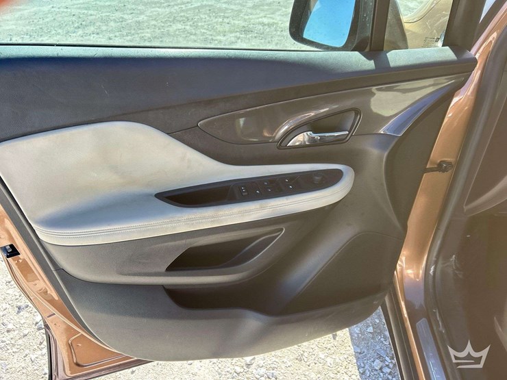 2017-buick-encore-image-11