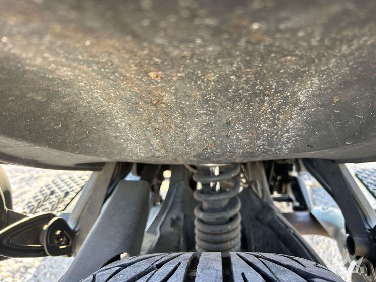 2012-can-am-spyder-motorcycle-image-19