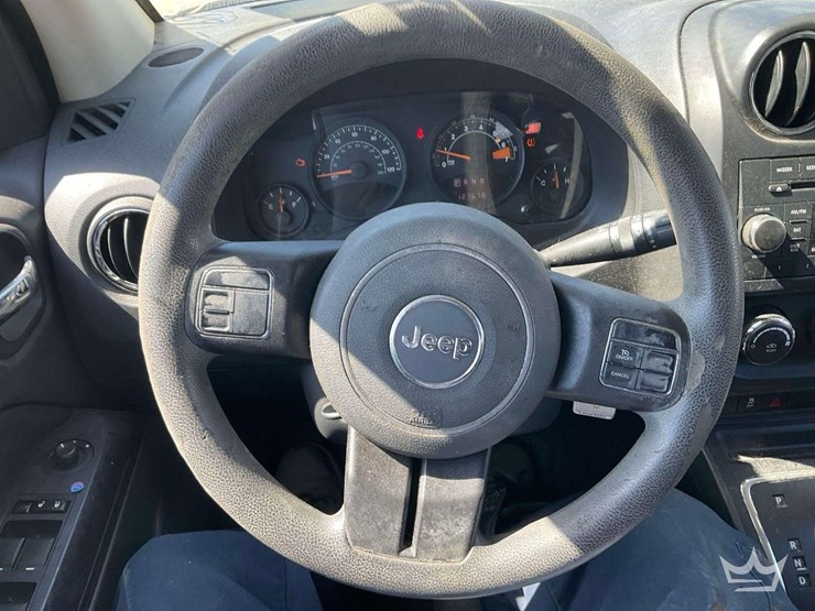 2016-jeep-compass-image-14