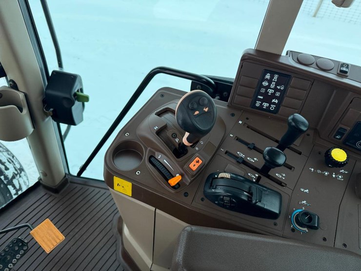 john-deere-6420-image-46