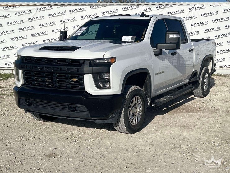 2022-chevrolet-silverado-2500-image-1