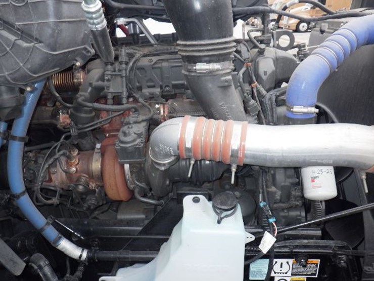 2024-kenworth-t680-image-22