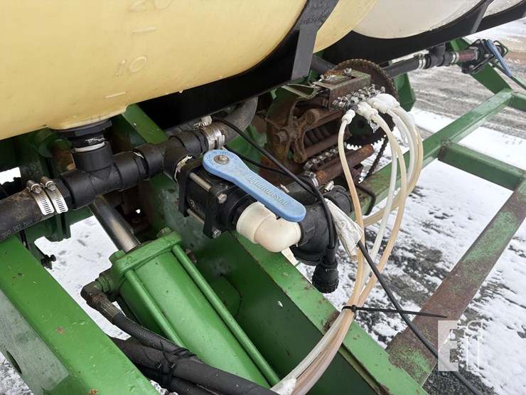 john-deere-7000-image-9