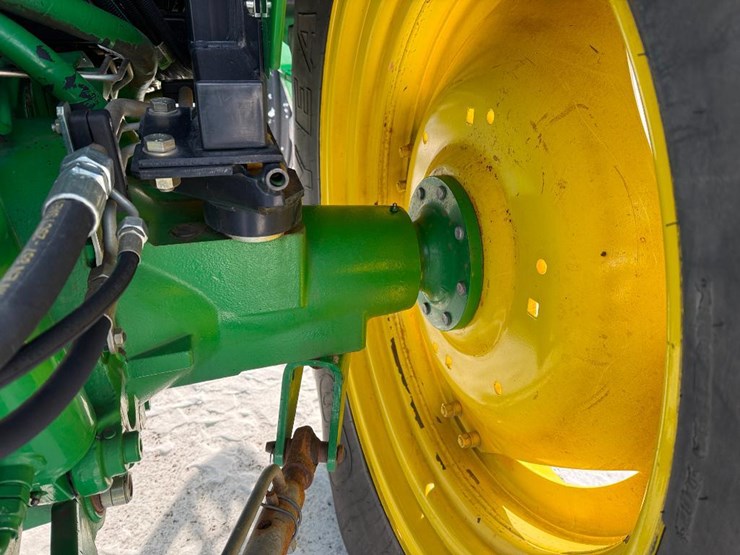john-deere-6415-image-30