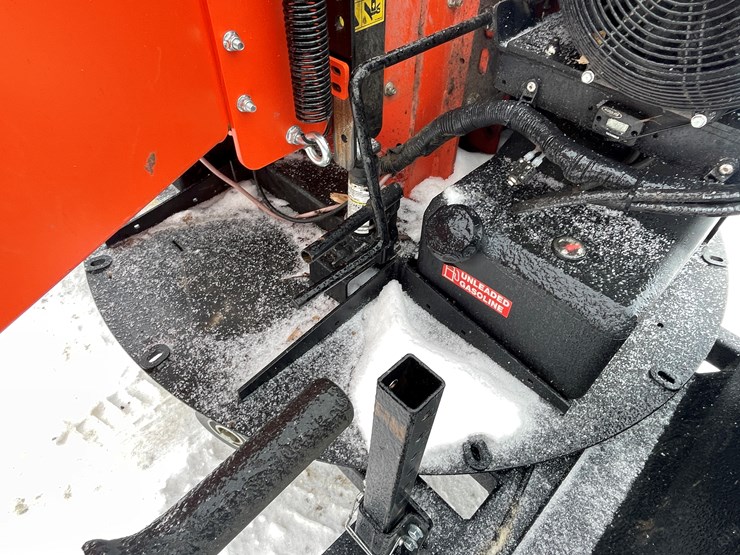 #152-•-2022-bear-cat-wood-chipper-(-no-title)-image-34