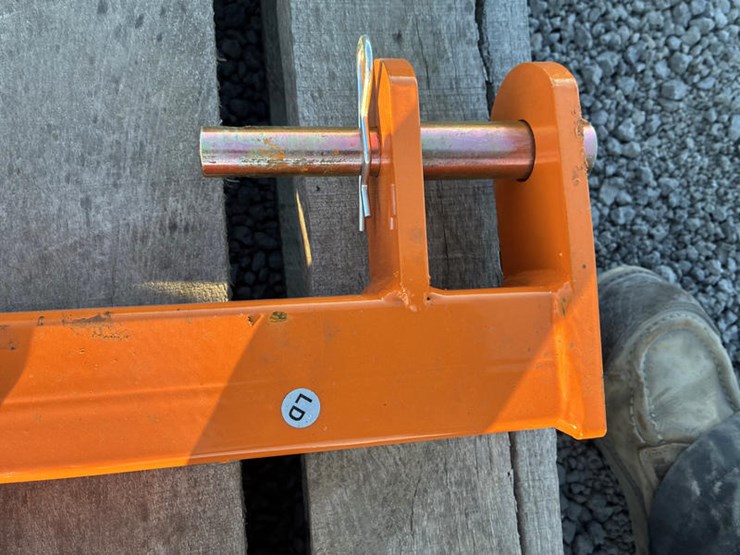 #115418-•-3pt-hitches-image-5