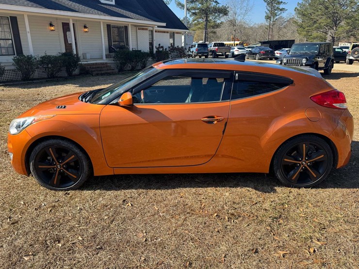 2016-hyundai-veloster-3-door-hatchback-coupe---136,264-miles-image-8