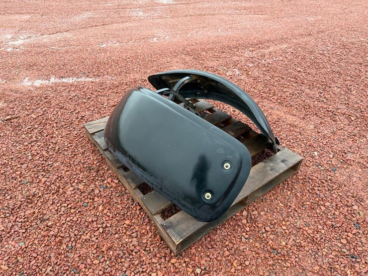 #38-•-lot-38-image-3