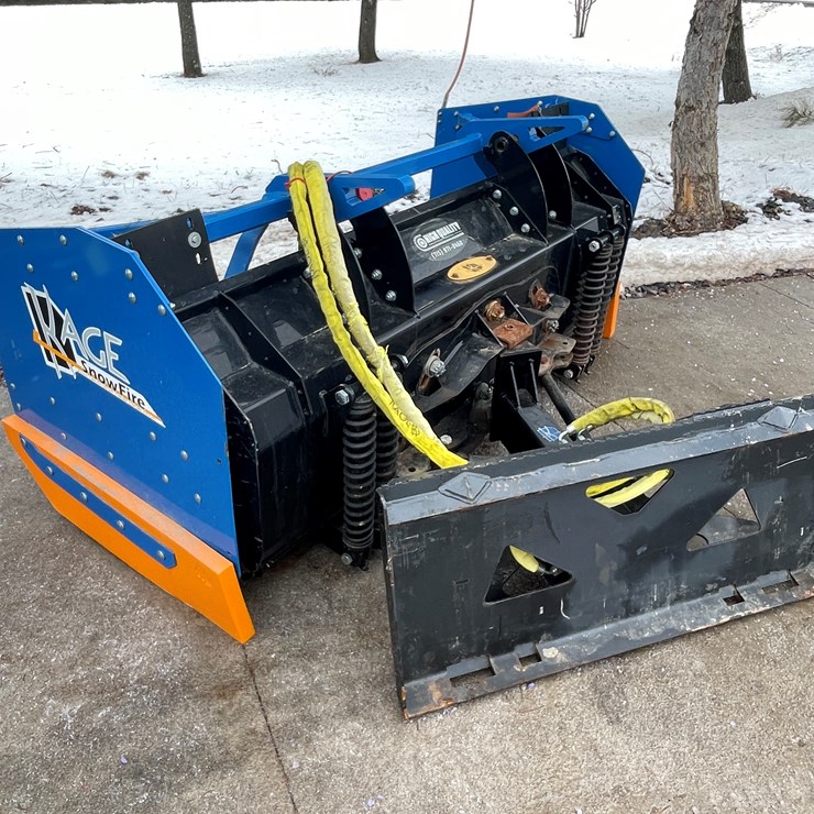 #4901 • 2020 Kage Snow cage 6' Skid Steer Mount Snow Pusher and Angle Blade