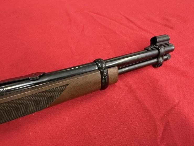 henry-model-h001mml-.22-mag-rifle-image-3