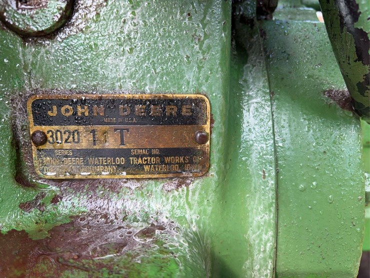 john-deere-3020-image-9