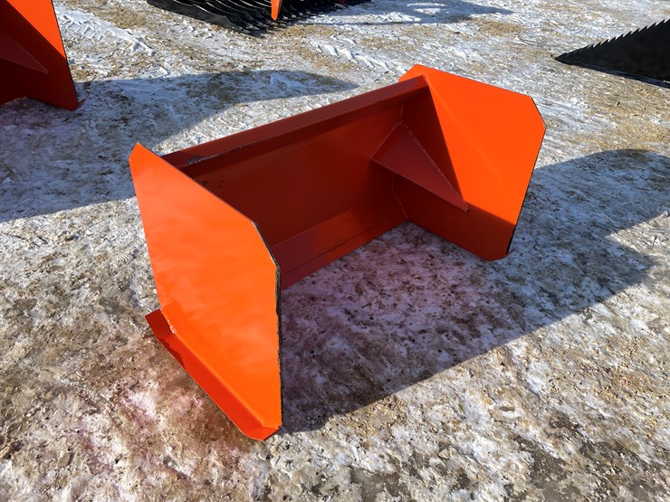 #2516-•-new-kc-mini-36"-snow-pusher-image-3