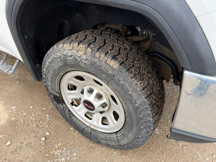 2020-gmc-2500hd-image-8